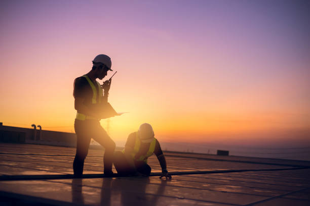 Best Roof Gutter Cleaning  in Barview, OR